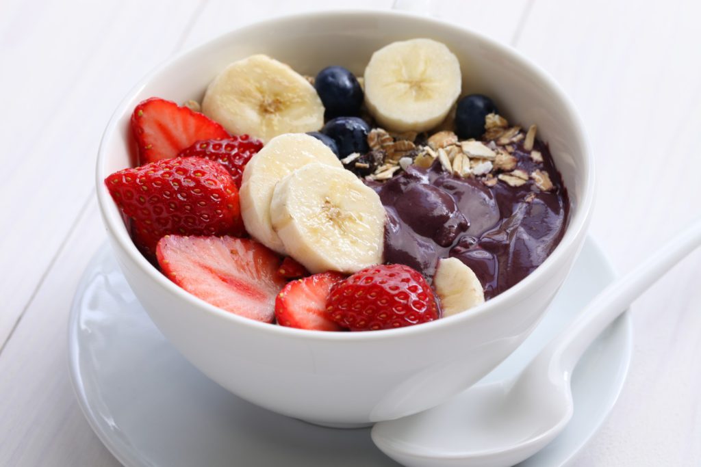 12 Amazing Health Benefits of Acai Bowls